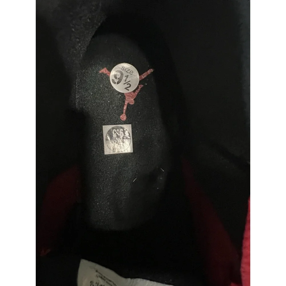 Size 9.5 - Air Jordan Team Showcase Gym Red Black
